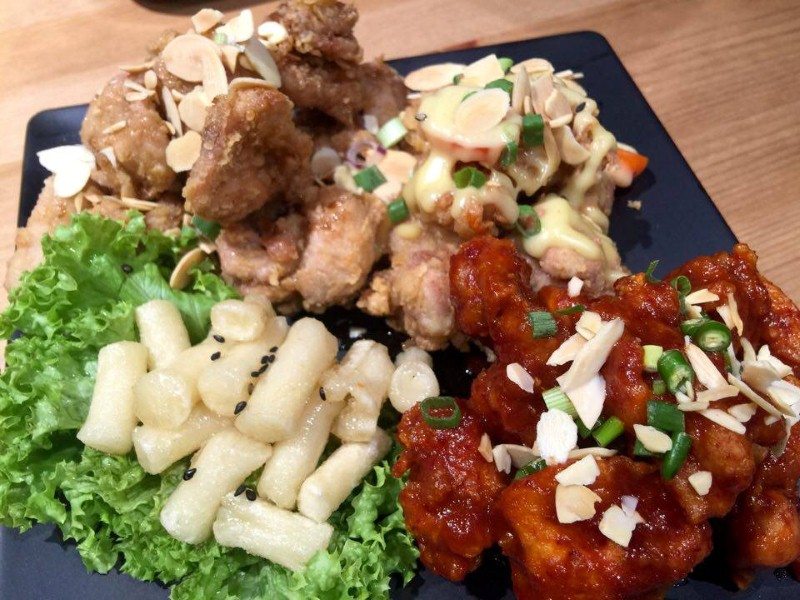hanbing-koren-dessert-cafe-trio-korean-chicken